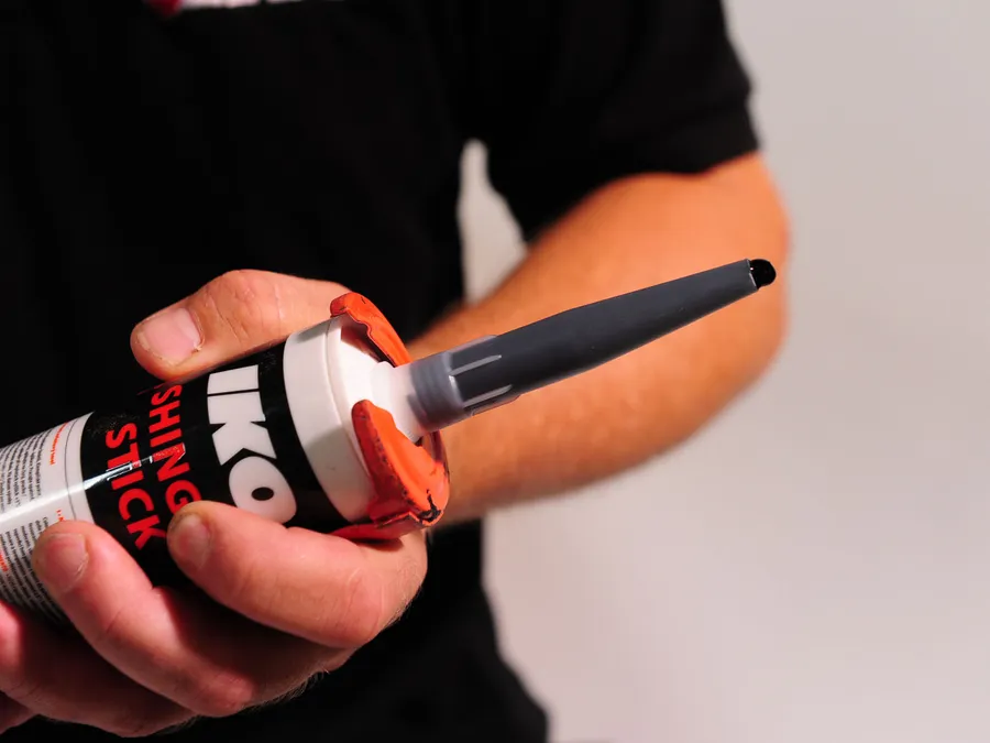 Mastic bituminos IKO Plastal Stick & Shingle Stick